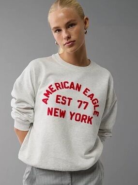 American Eagle Outfitters Light Gray Crewneck Sweatshirt with Red Lettering